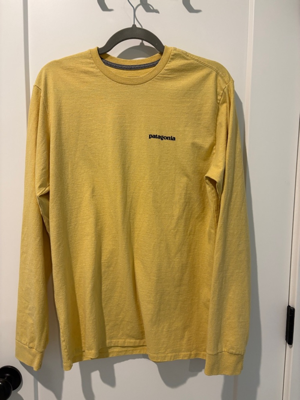 Men's XS Long-Sleeved P-6 Logo Responsibili-Tee in Yellow